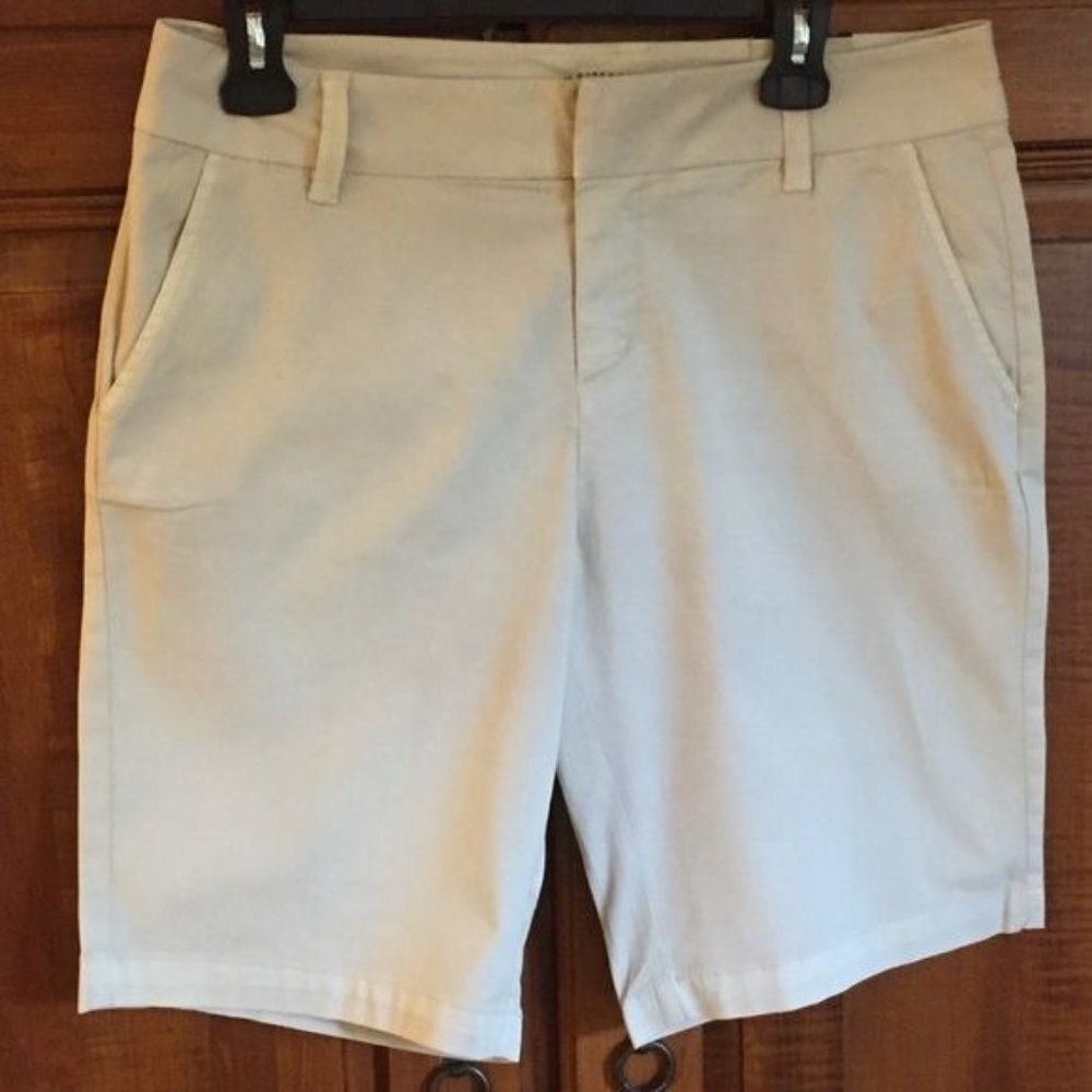 G.H. Bass & Co. Womens Classic Bermuda Shorts Size 6 Khaki Tan NWT Timeless - Picture 6 of 7